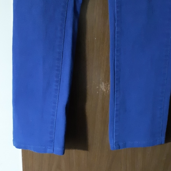 DKNY Jeans - Picture 4 of 4